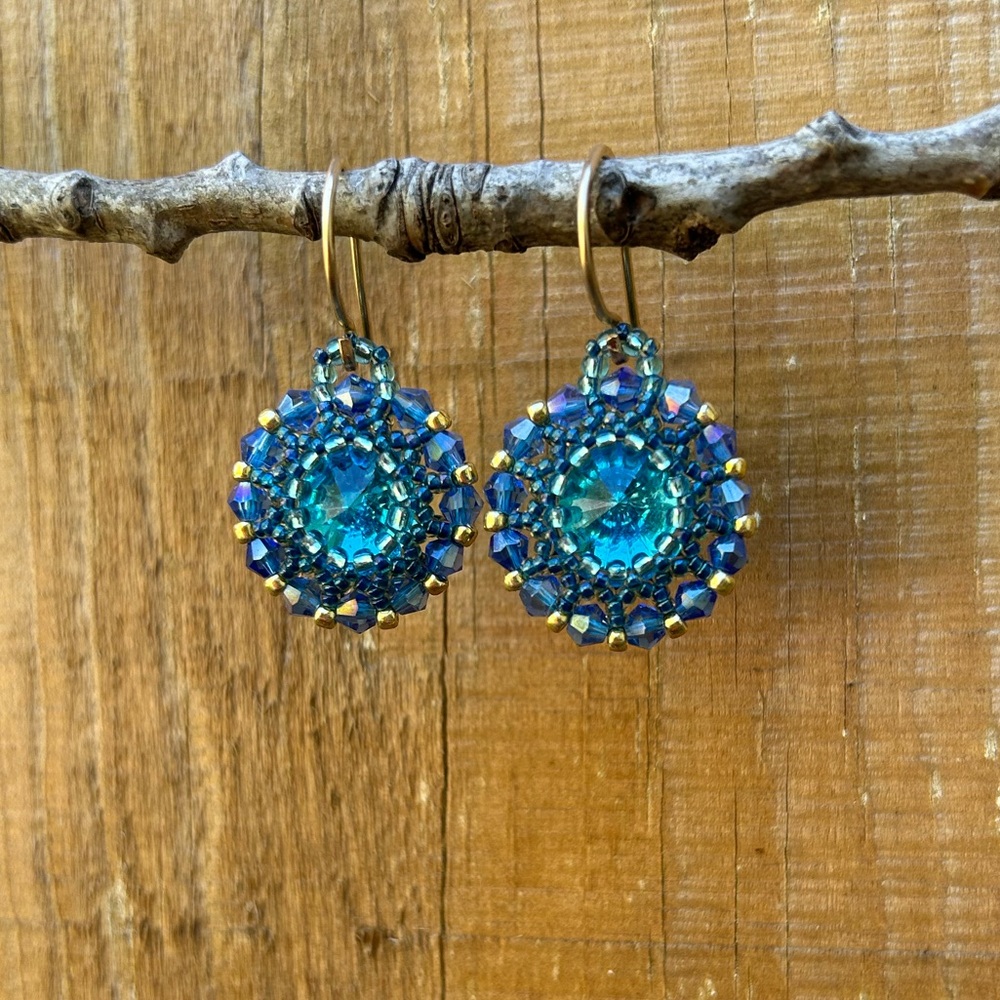 Crystals and Seed Beaded Earrings, 14kt Gold Filled Wires, Handmade Earrings